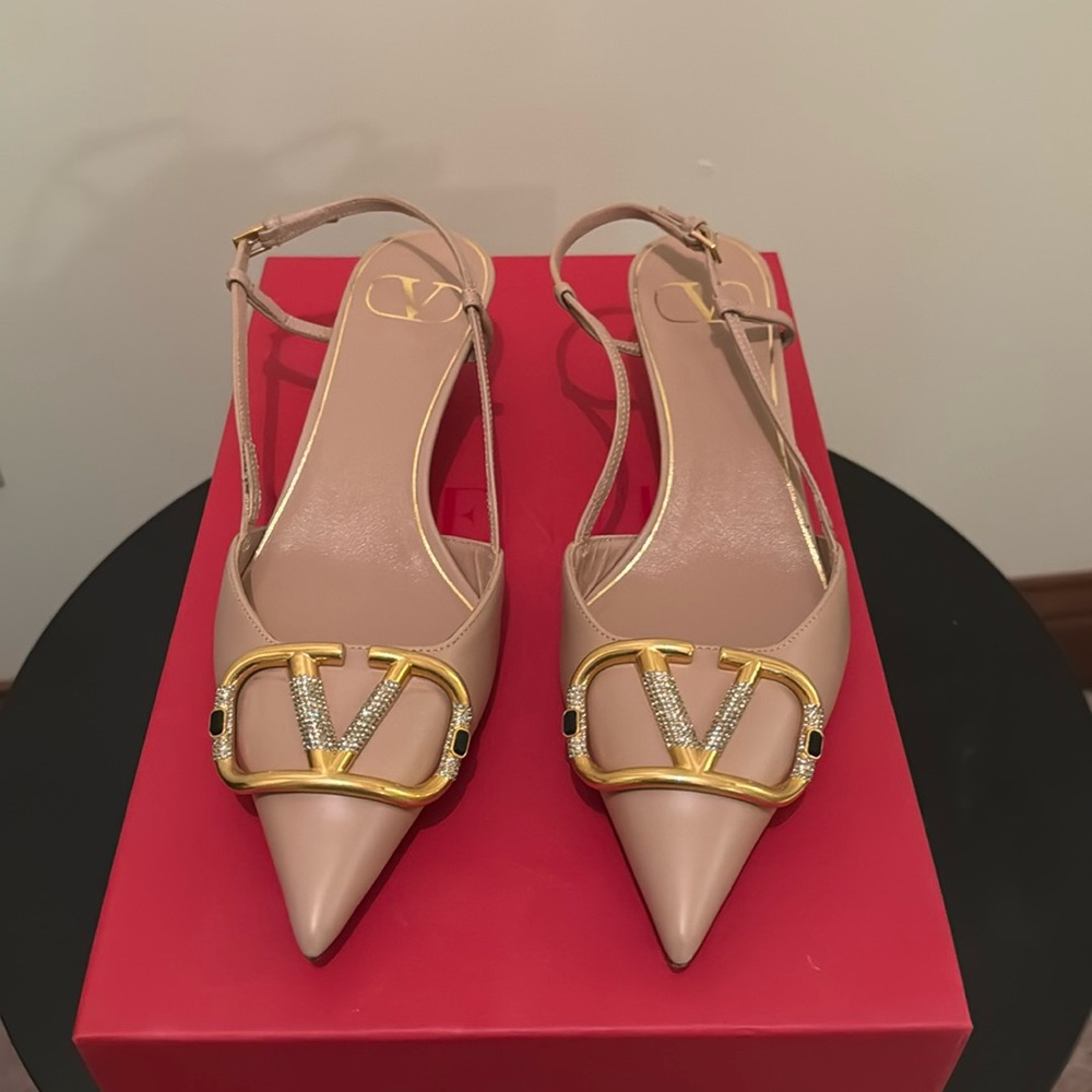 Valentino Kitten Heel Slingback Dark Beige/Rose with Embellished Logo Size 37/7
